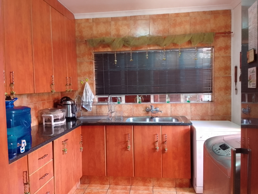 3 Bedroom Property for Sale in Oos Einde North West